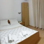 Apartmani Podaca Konukevi 3*