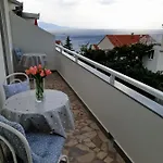 Apartmani Podaca Konukevi 3*