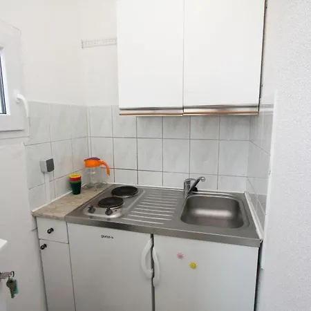 招待所 Apartmani Podaca 波达卡