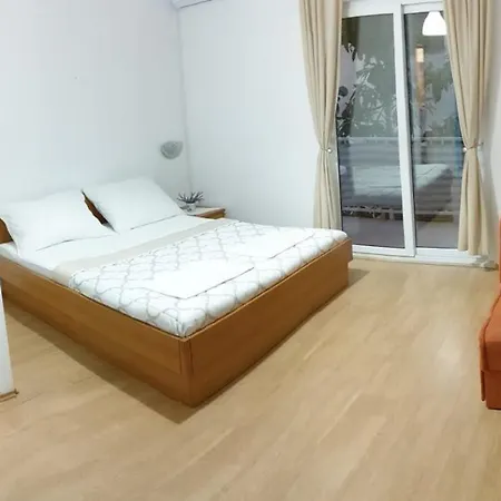 Apartmani Podaca 招待所