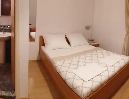 Apartmani Podaca * Podaca